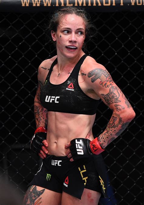 532 Jessica Rose Clark Photos & High